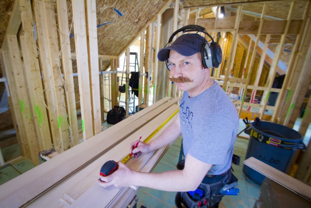 image of contractor